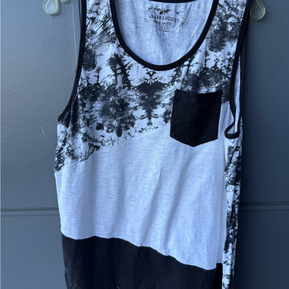 Black and White Sleeveless Top